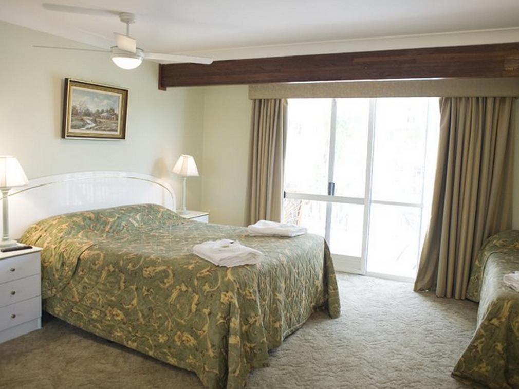 Ainslie Manor Bed And Breakfast Redcliffe Exterior foto