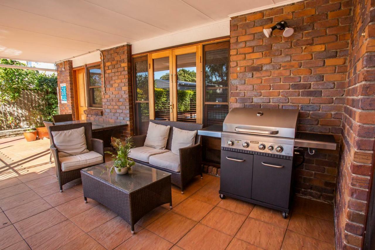 Ainslie Manor Bed And Breakfast Redcliffe Exterior foto